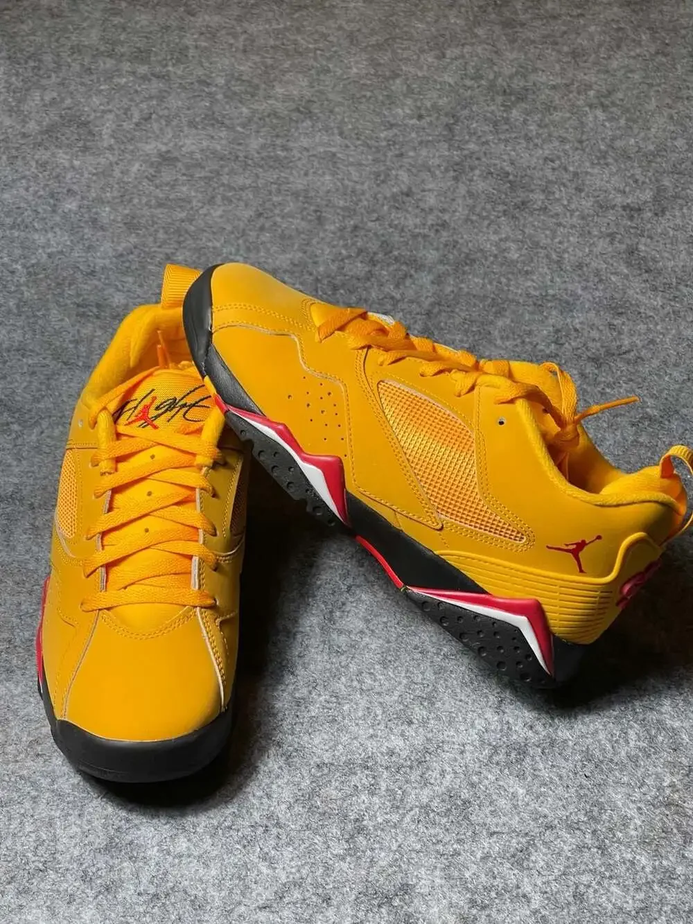 Air Jordan 7 Retro Low NRG Taxi University Red Black